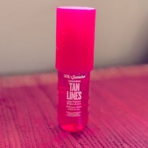 LIMITED EDITON DISCONTINUED 
Sol de Janerio TAN LINES